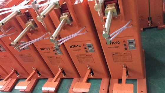 Saldatrice a punti manuale a 60 Hz, saldatrice a punti in acciaio inossidabile a 380 volt